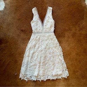 Lulu’s White Lace Midi Dress